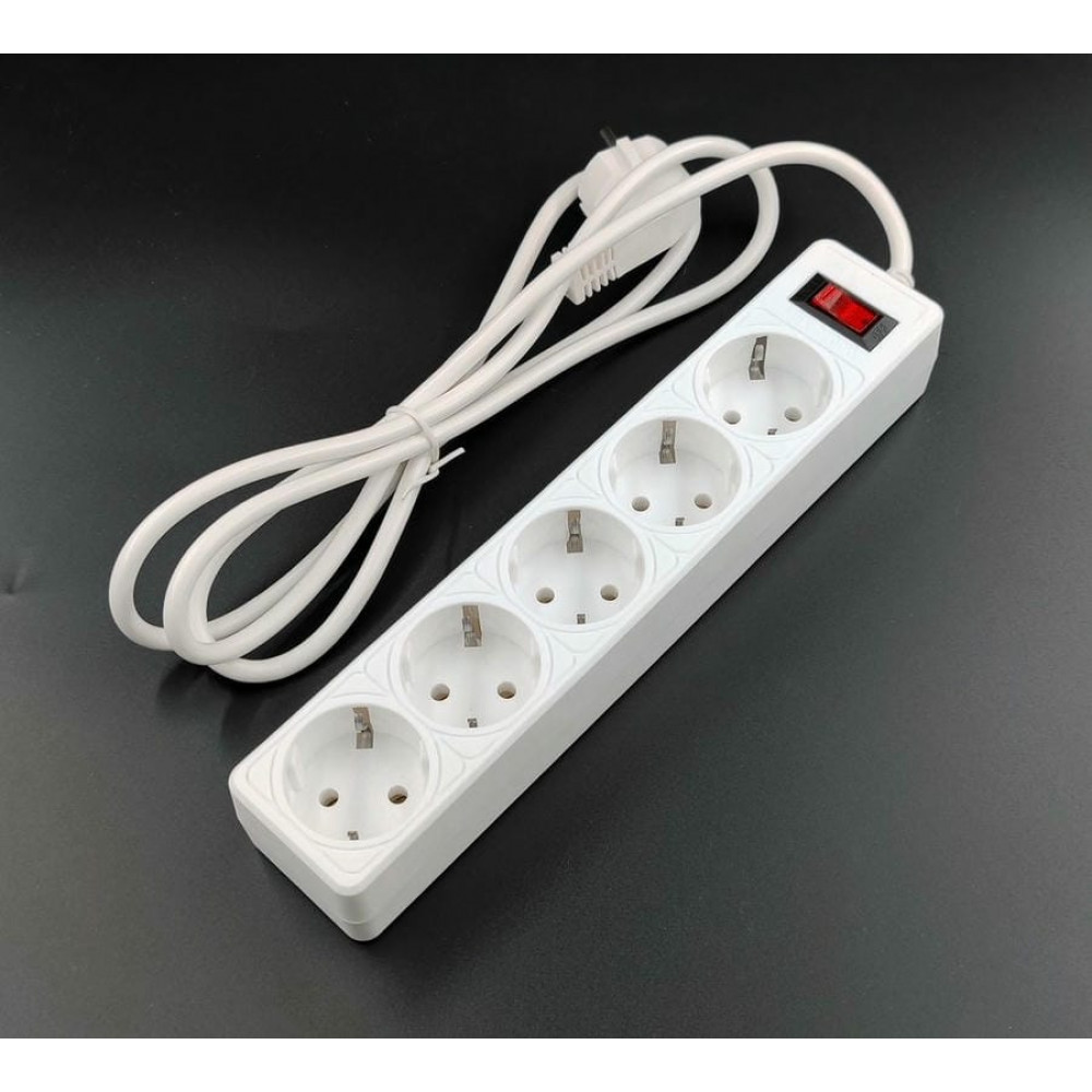 SP5W-530 GARDA. Сетевой фильтр 5 розеток, 3м, белый. 5bites